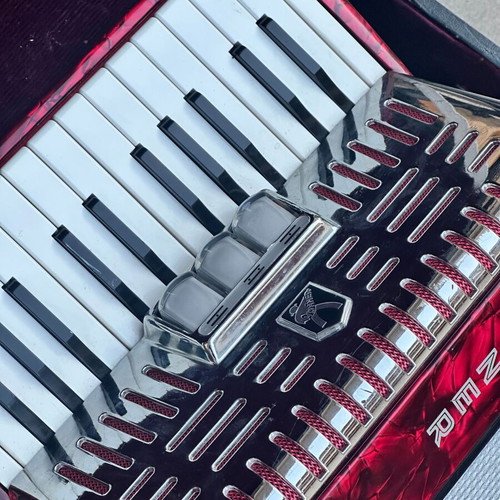 Hohner Student IVN Accordion used, red with case, vintage German
