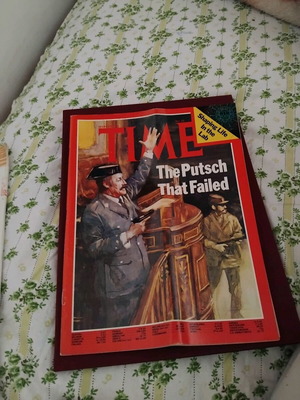 Time magazine 1981 collectible sealed with envelope like new