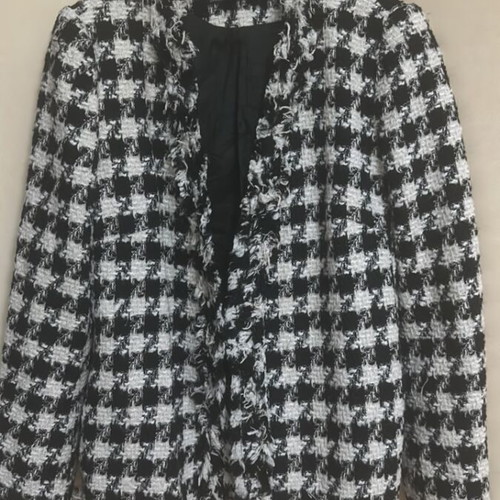 Zara blazer size M used, black and white