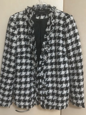Zara blazer size M used, black and white