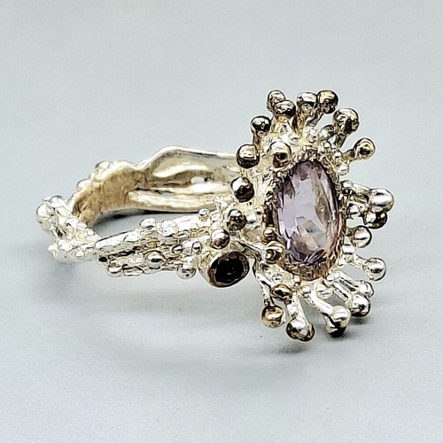 Vintage Sterling Silver Amethyst and Garnet Statement Ring 925 like new
