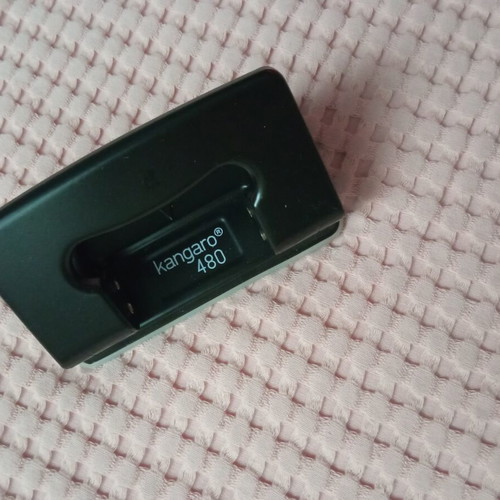 Hole puncher like new