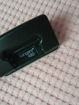 Hole puncher like new