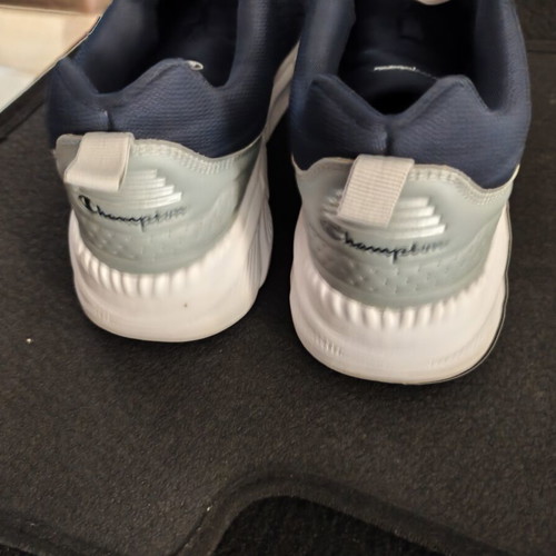 Champion athletic shoes size 45 like new, blue gray
