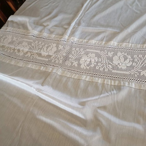 Traditional handmade curtain 220x245 like new