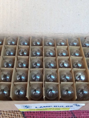 Vintage E12 light bulbs, pack of 50