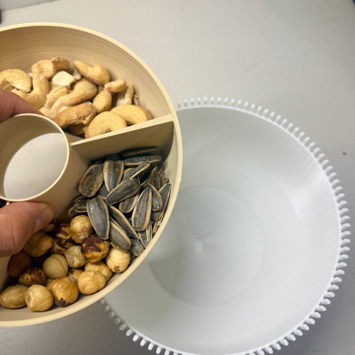 Practical bowl for nuts and seeds like new with lid