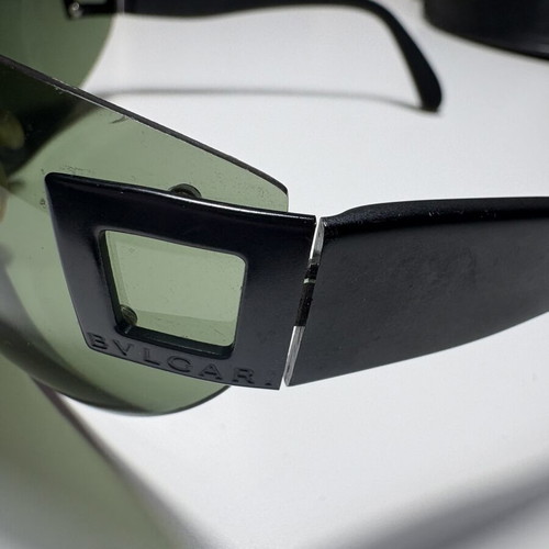 Bvlgari sunglasses like new with case, black