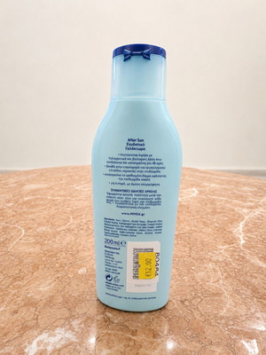 NIVEA SUN After Sun Moisture 200ml like new