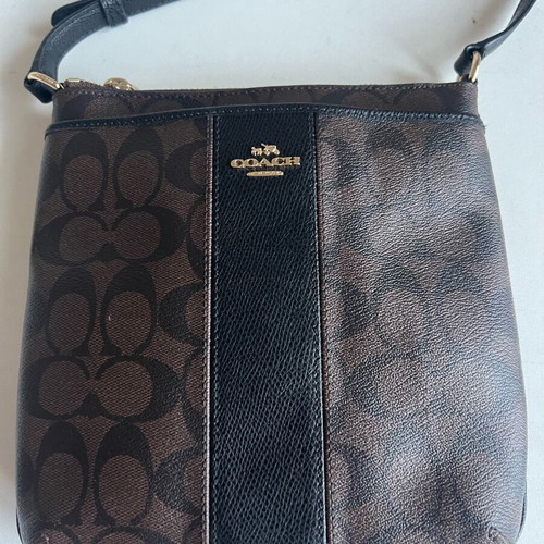 Coach Brown Signature Coated Canvas Messenger Bag like new