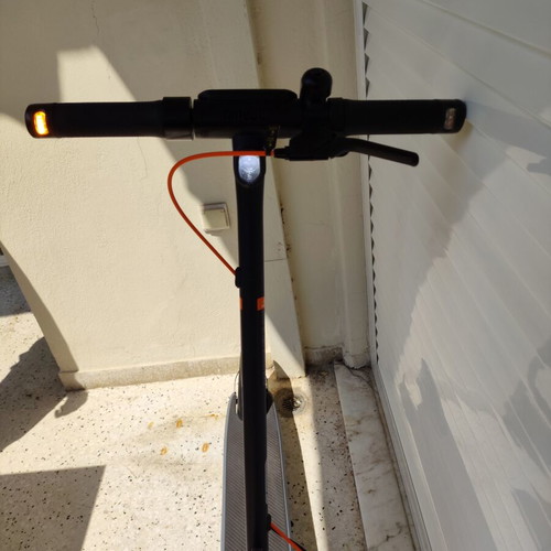 Segway Ninebot E2 Electric Scooter like new