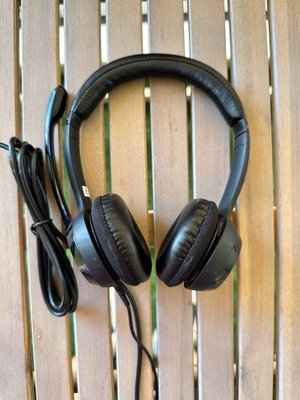 Logi headset