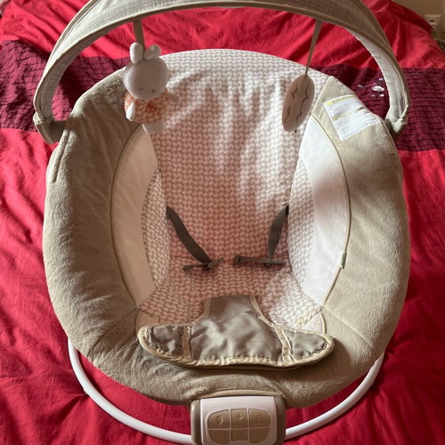 Relax Ingenuity baby bouncer used with music, vibration and light
