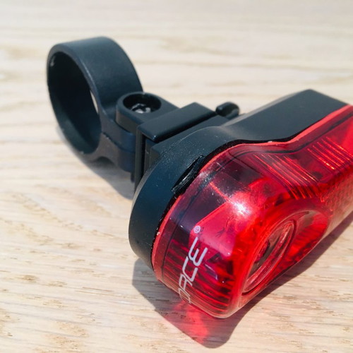 Full set bicycle with detachable basket, FORCE LED lights and mirrors