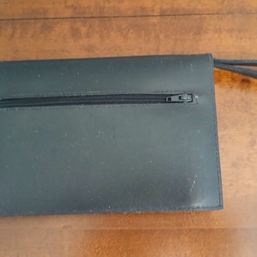 Men's leather wristlet bag used, black, 4 compartments, 13x20.5 cm