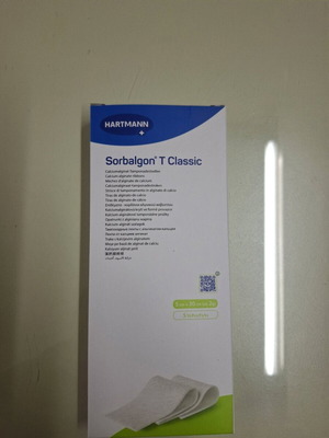 Hartmann dressing new that protects the wound