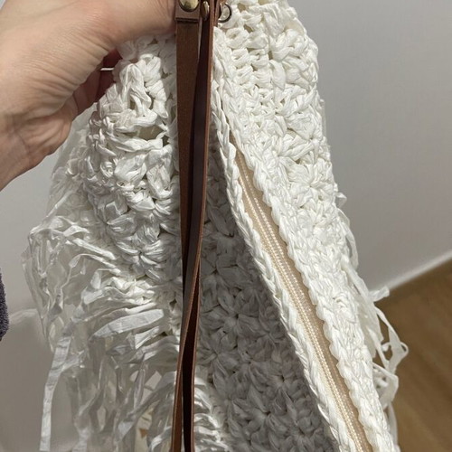 Shoulder bag used, white