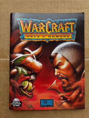 Warcraft Orcs & Humans PC manual like new