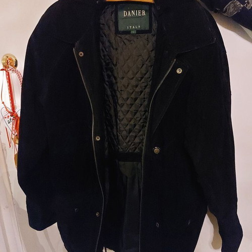 Men's leather suede jacket size Large like new, black