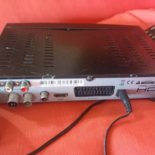 Neco Maxima HD terrestrial digital receiver used with two remotes