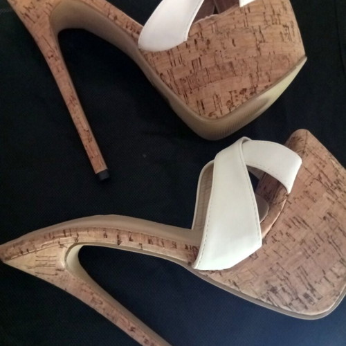 High-heeled clogs with white leather cross strap, size 37, new