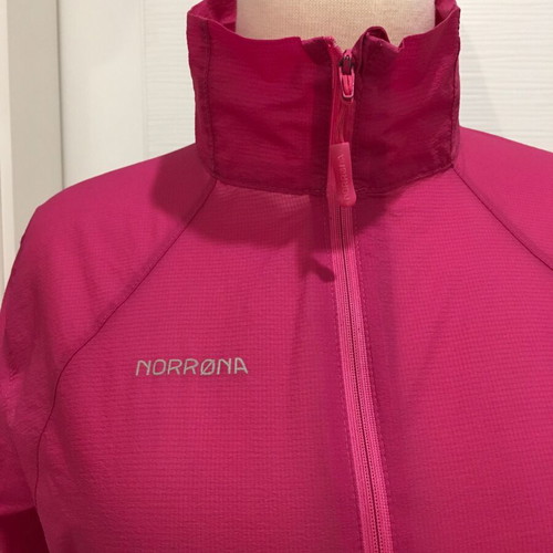 Norrona Windbreaker Women S/M like new, pink