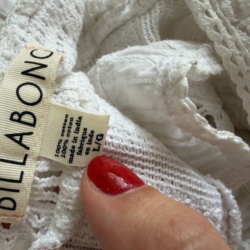 Billabong white crochet crop top used with boho details