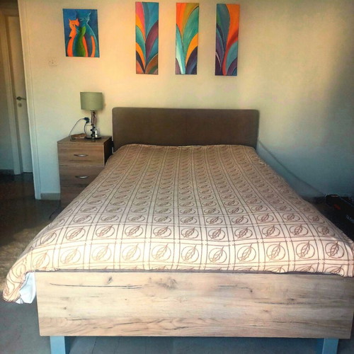 Semi-double bed with mattress like new