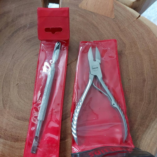 Nail equipment new with foot nail clipper and pusher