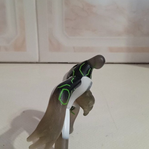 Ben 10 Upgrade figure like new