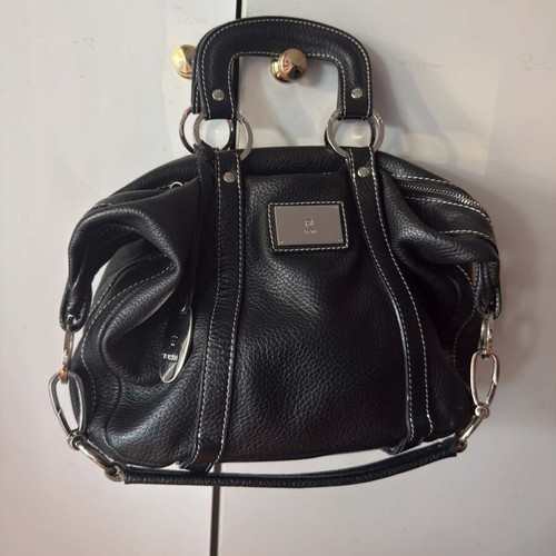 Kem leather shoulder bag like new, black