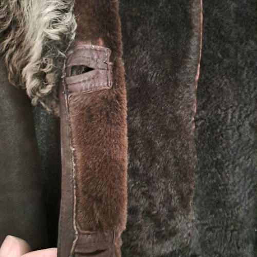 Mouton leather coat like new, brown with detachable hood