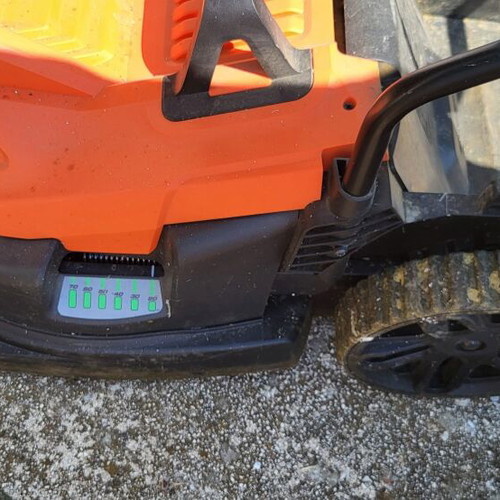 Black & Decker BEMW481BH electric lawn mower 1800W 42 cm blade