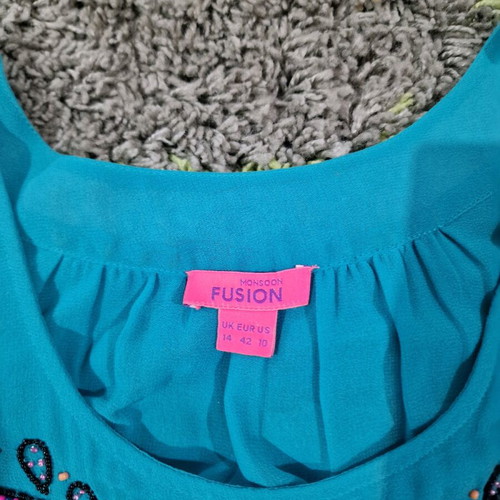 Monsoon women's turquoise embroidered tunic top with rhinestones, like new, size L