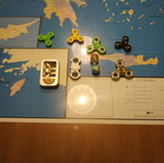 Finger spinner used, pack