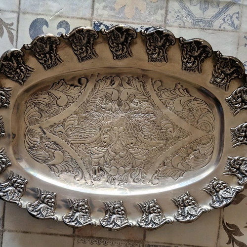 Silver-plated serving tray like new