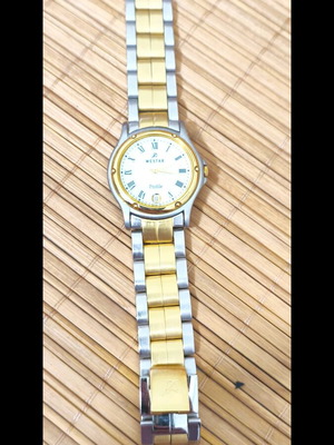 Women's wristwatch used two-tone stainless steel bracelet