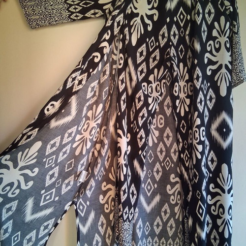 Desiree set with palazzo pants and long tunic like new, black and white