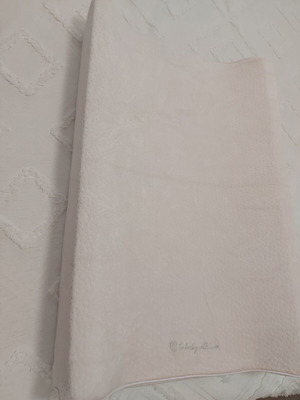 Changing mat with removable velour cover
