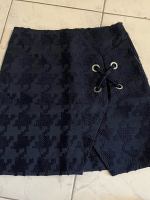 Zara skirt blue like new, size XS