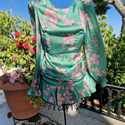 Long-sleeve satin mini dress Trendyol like new, pink and green