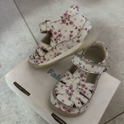 Leather baby shoes Falcotto no 19 like new, first steps