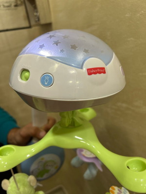Fisher Price Musical Mobile Projector 3 in 1 Butterfly Dreams like new