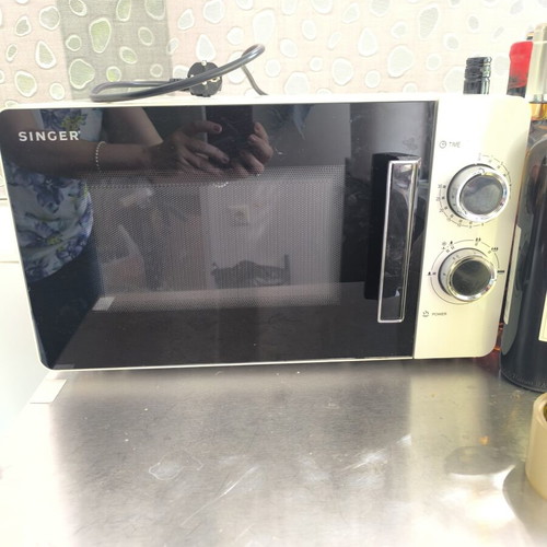 Singer Microwave Oven like new