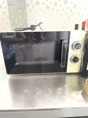 Singer Microwave Oven like new