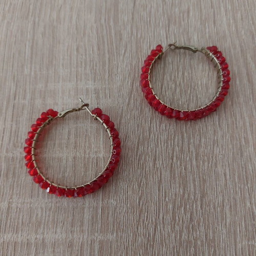Hoop earrings like new with red beads