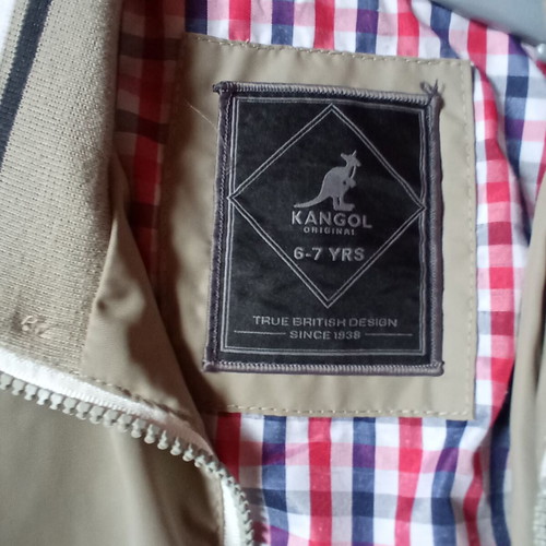 Jacket 6-7 years new beige, lightweight for spring or autumn