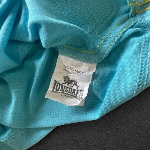 Lonsdale London Vintage Big Logo T-Shirt XXL Like New Light Blue