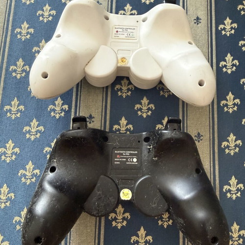 Wireless PS3 controllers used, good working condition