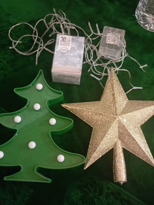 Christmas LED lights like new, set with tree and star